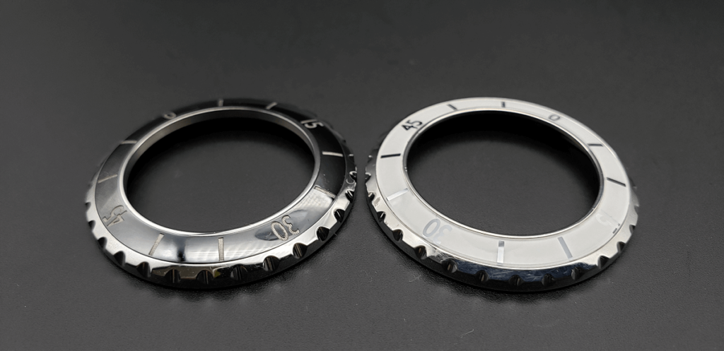 CHANEL J12 33mm ベゼル（ブラック／ホワイト）