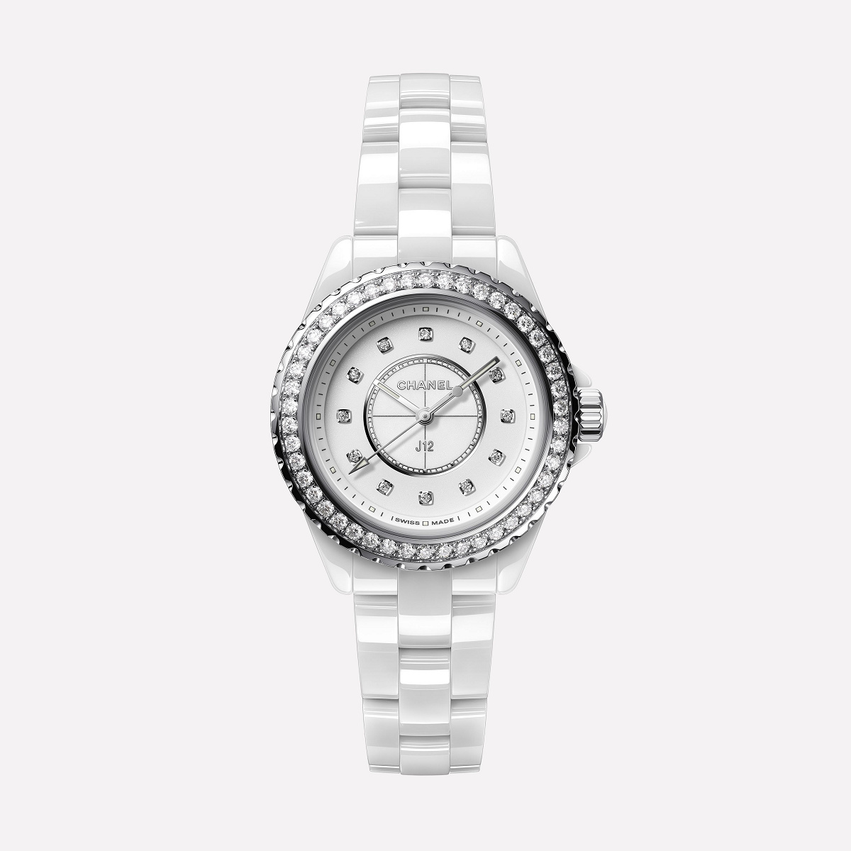CHANEL J12 リニューアル後の33mmはカレンダー無し