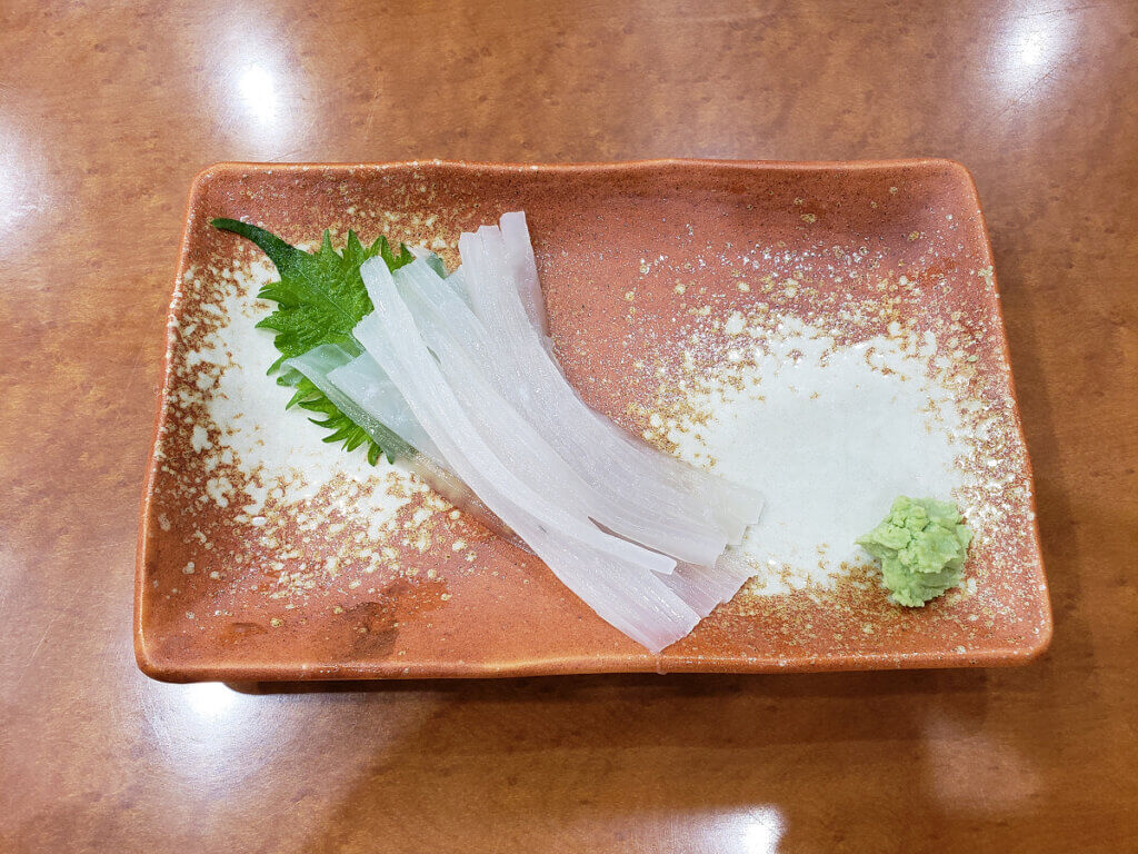 札幌市白石区菊水の回転寿司「えりも岬」の活イカ釣り堀
